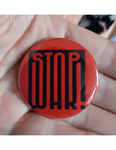 Badge Stop War vintage