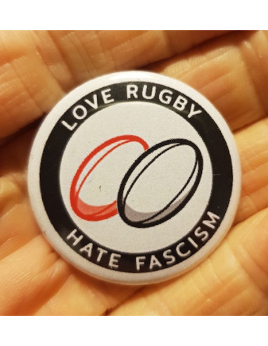 Badge Love Rugby Hate Racism