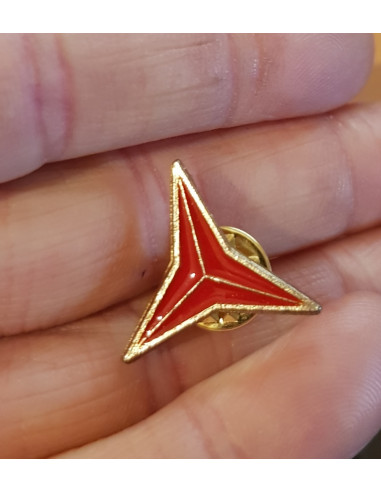 Etoile rouge à trois branche des...