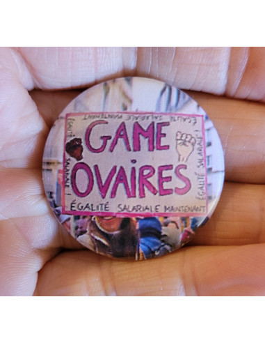Badge Game Ovaires (féministe)
