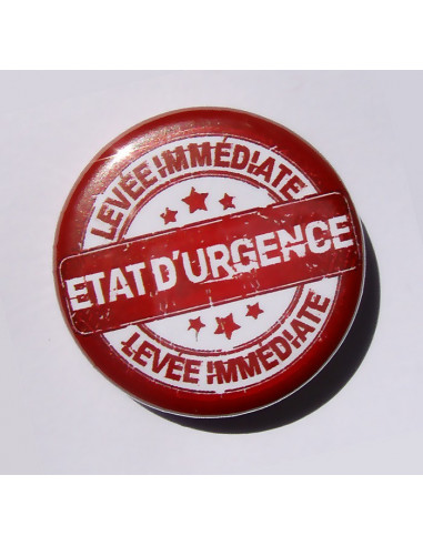 Badge "Levée immédiate de l’état d’urgence"
