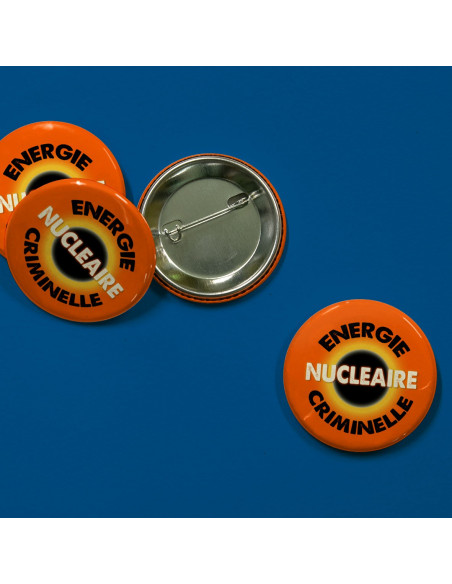 Badge nucléaire, énergie criminelle