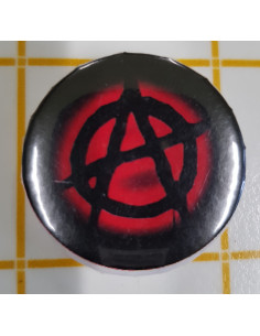 Badge symbole anarchiste cerclé de rouge et noir