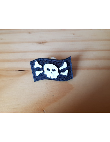 Pin's Drapeau noir des pirates (symbole de l'anarchisme)