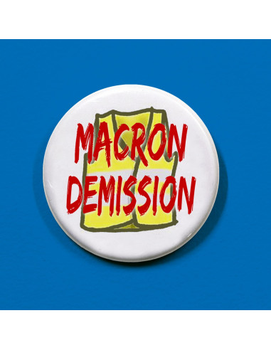 Badge gilet jaune, Macron démission