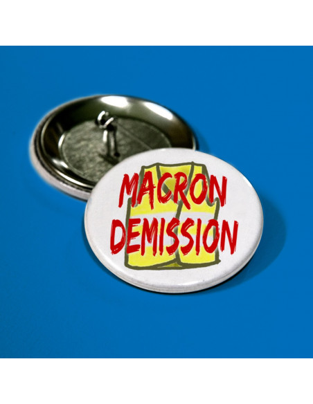 Badge gilet jaune, Macron démission